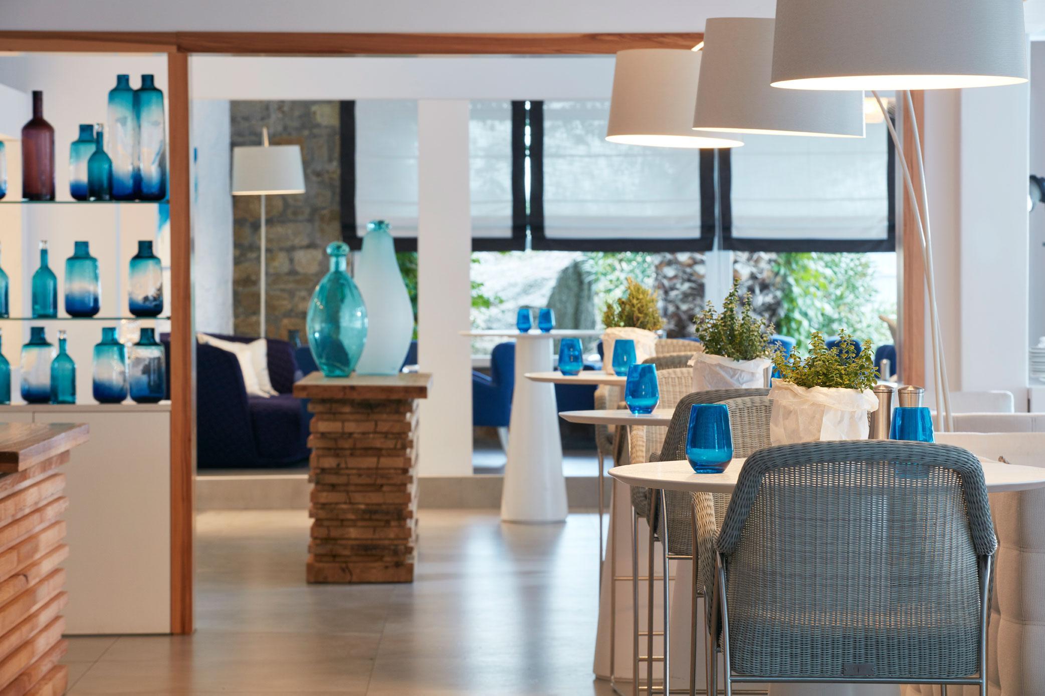 มิโคเนียน แอมบาสซาเดอร์ Hotel Platys Gialos  ภายนอก รูปภาพ